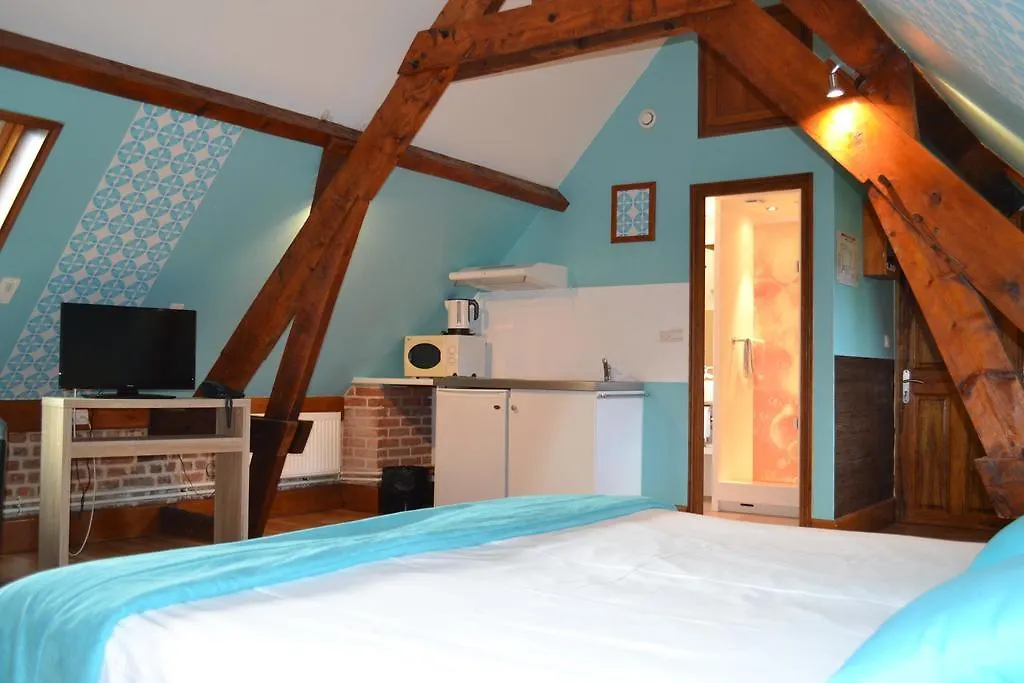 Le Domaine Des Cigognes Hotel Ennevelin