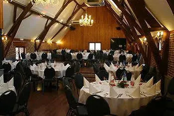 Le Domaine Des Cigognes Hotel Ennevelin 3*,