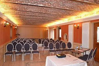 Le Domaine Des Cigognes Hotel Ennevelin Frankrijk