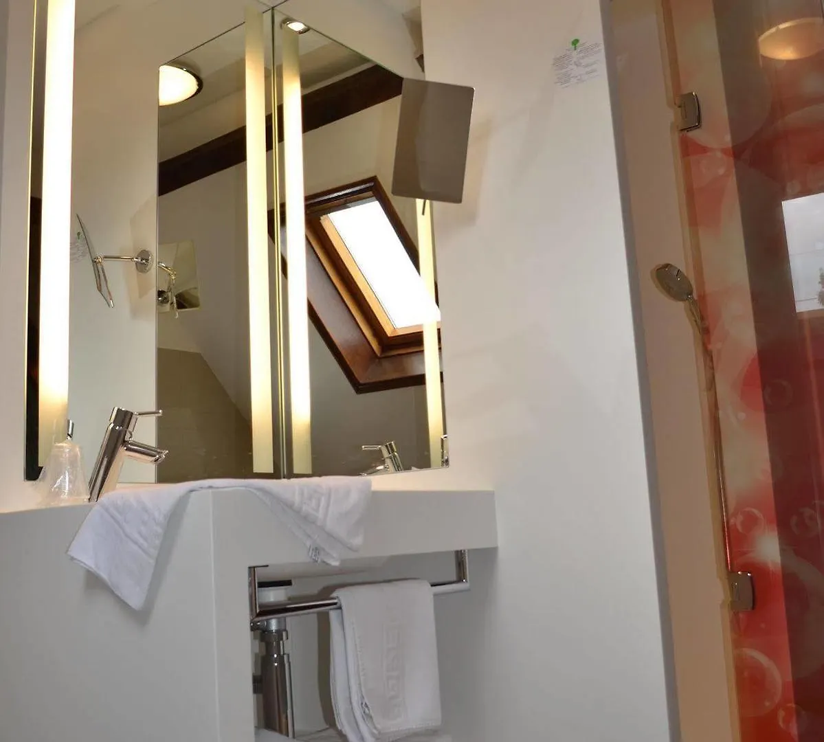 Le Domaine Des Cigognes Hotel Ennevelin